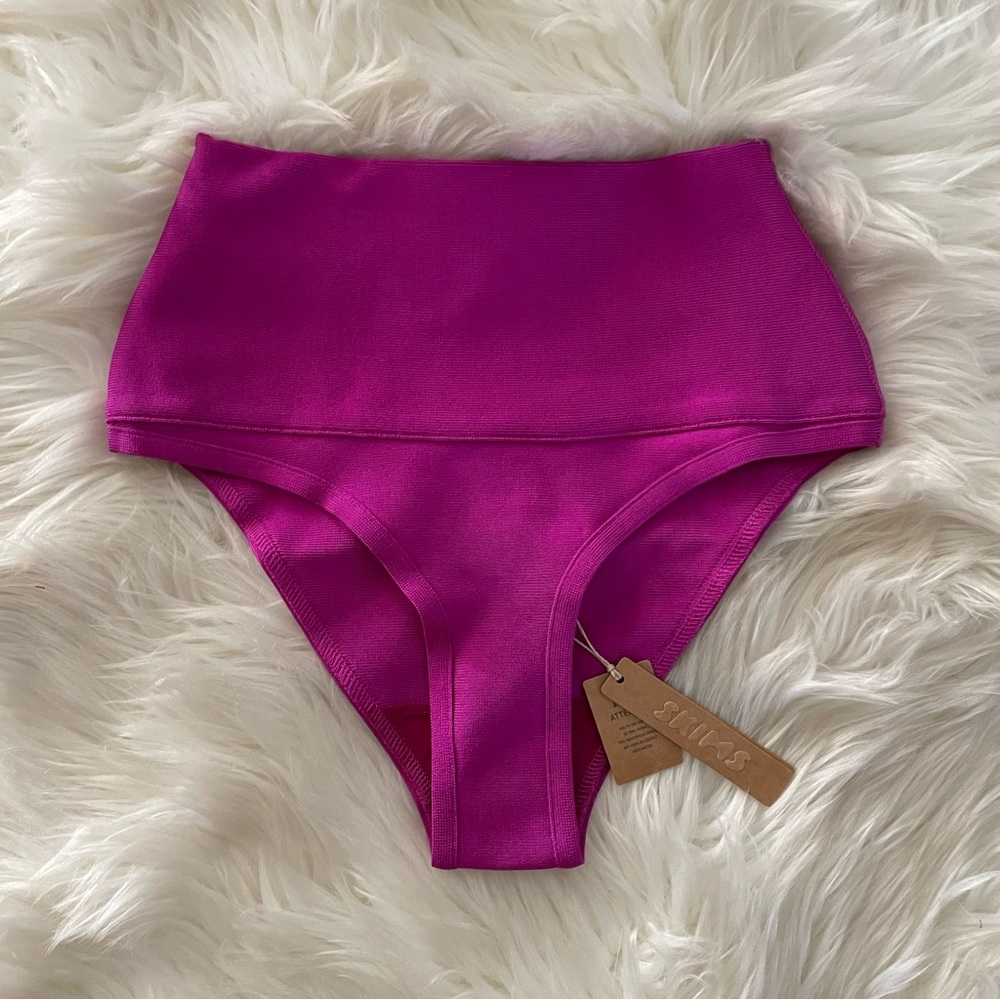 Skims Knit Swim High Waist Bikini Bottom LOLLIPOP XXS SW-MKN-0170 Beach NWT